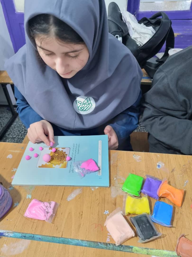 دبیرستان غیر دولتی دخترانه فردای سبز در انزلی دبیرستان غیر دولتی دخترانه فردای سبز در انزلی