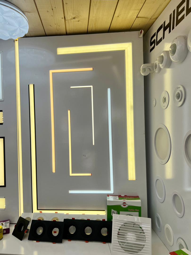 نماینده انحصاری کلید و پریز ویرا و آیفون تصویری تکنما در گیلان نماینده انحصاری کلید و پریز ویرا و آیفون تصویری تکنما در گیلان