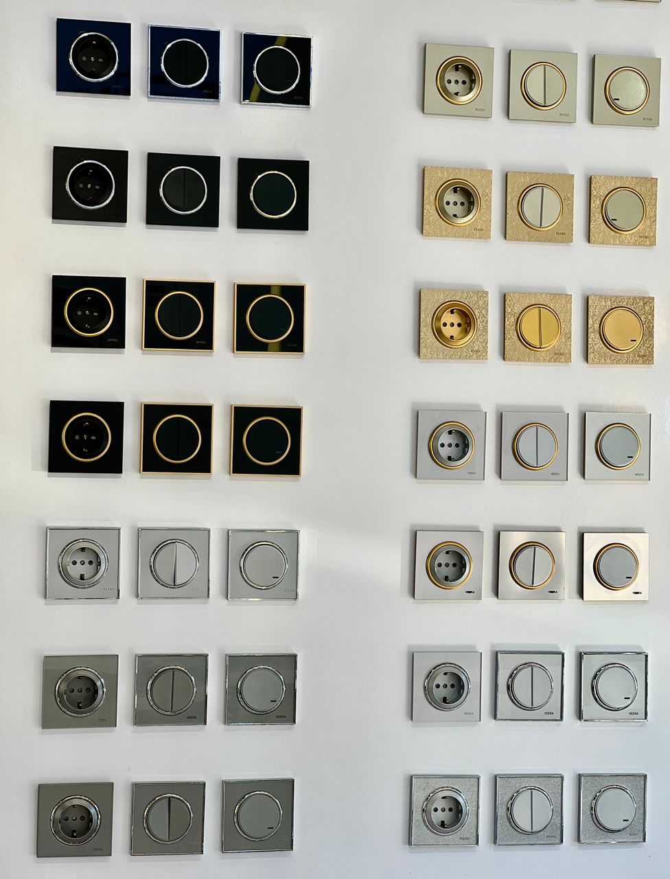 نماینده انحصاری کلید و پریز ویرا و آیفون تصویری تکنما در گیلان نماینده انحصاری کلید و پریز ویرا و آیفون تصویری تکنما در گیلان