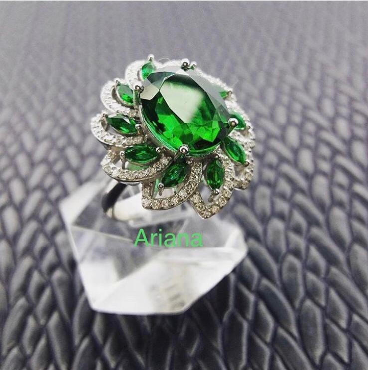 گالری حلقه آریانا در تهران گالری حلقه آریانا در تهران