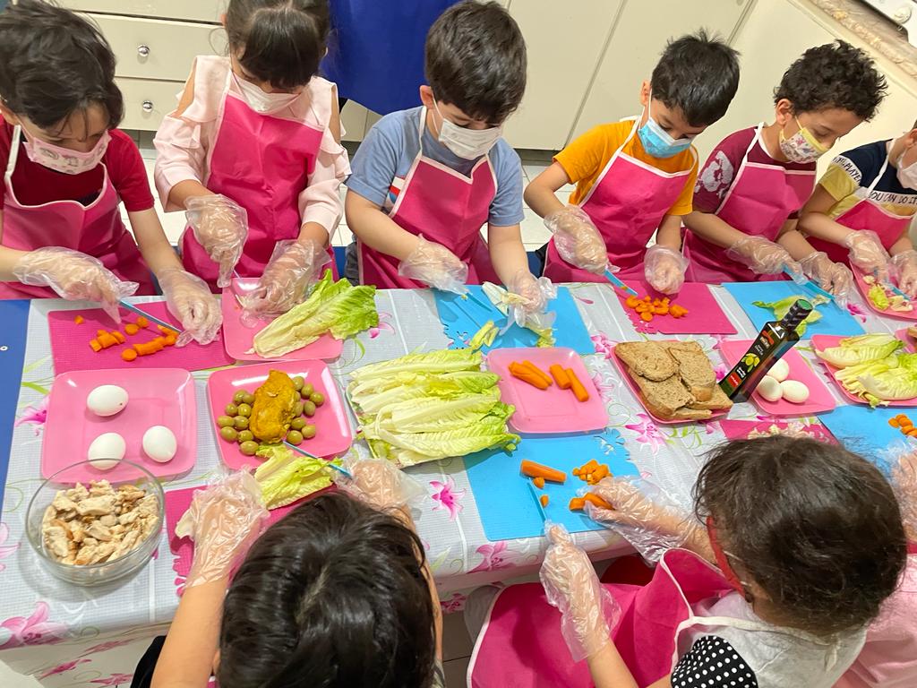 مهدکودک الکترونیک بهار اندیشه ۴ ستاره