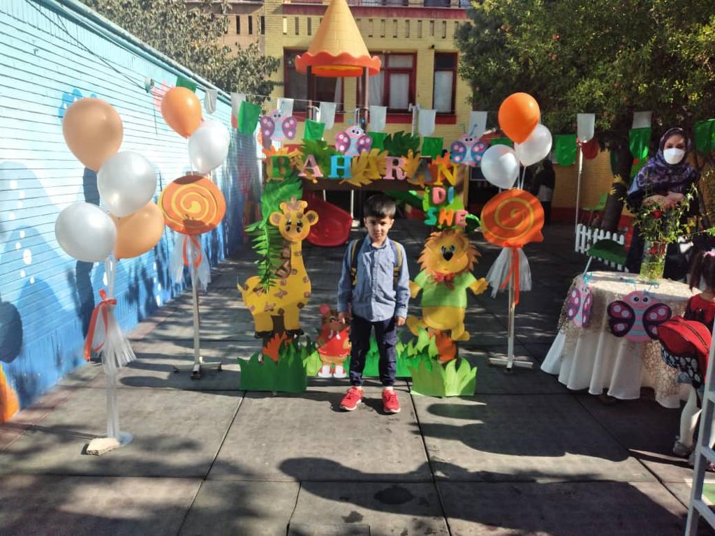 مهدکودک الکترونیک بهار اندیشه ۴ ستاره