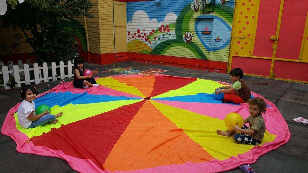 مهدکودک الکترونیک بهار اندیشه ۴ ستاره