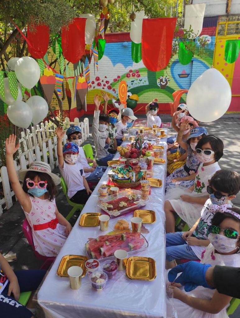 مهدکودک الکترونیک بهار اندیشه ۴ ستاره