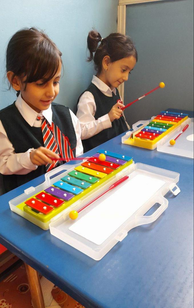 مهدکودک الکترونیک بهار اندیشه ۴ ستاره