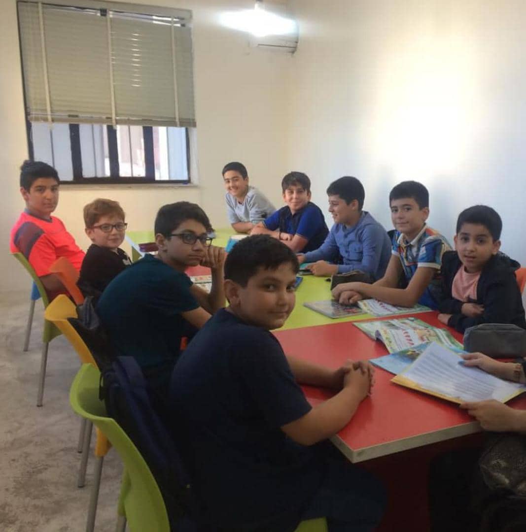 موسسه زبان آستارا