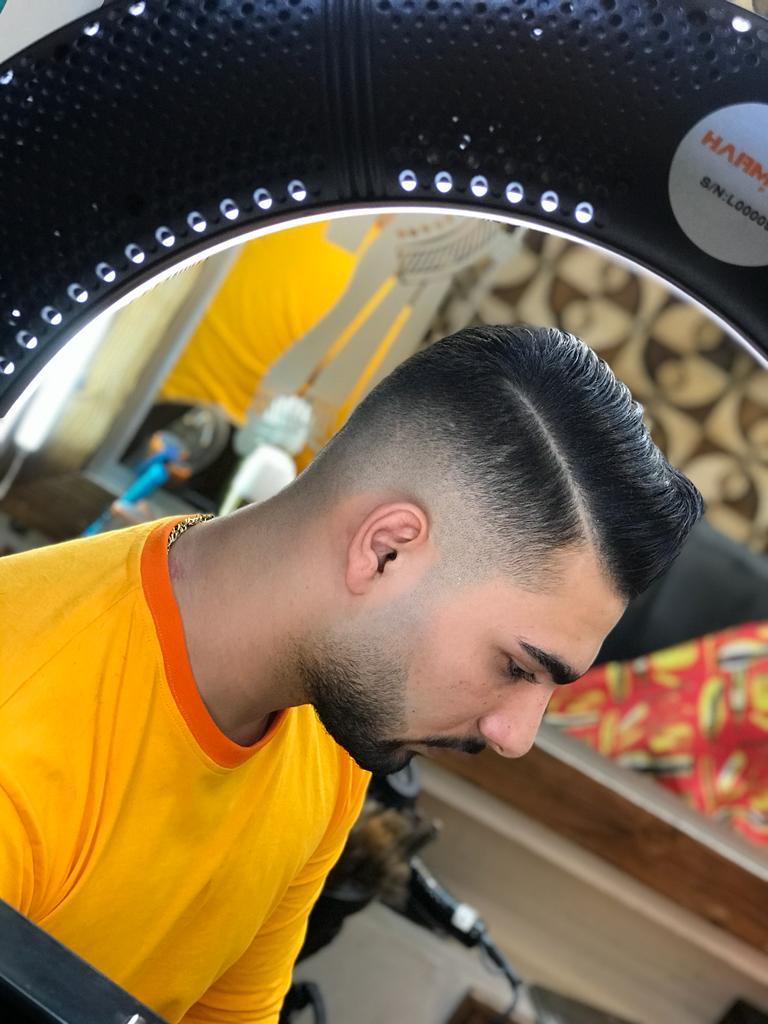 آموزشگاه آرایشگری مردانه رز سیاه رشت