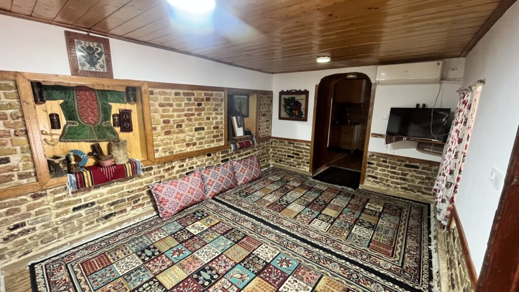 اقامتگاه بومگردی کبودوال در کردآباد علی آباد کتول