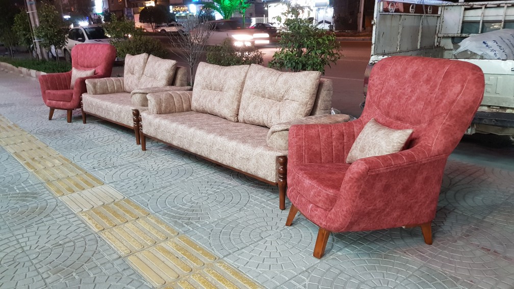 تولیدی و نمایشگاه مبل شورمست در ساری