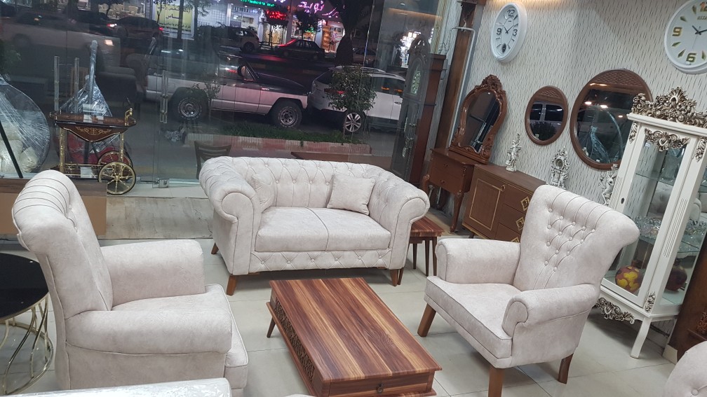 تولیدی و نمایشگاه مبل شورمست در ساری