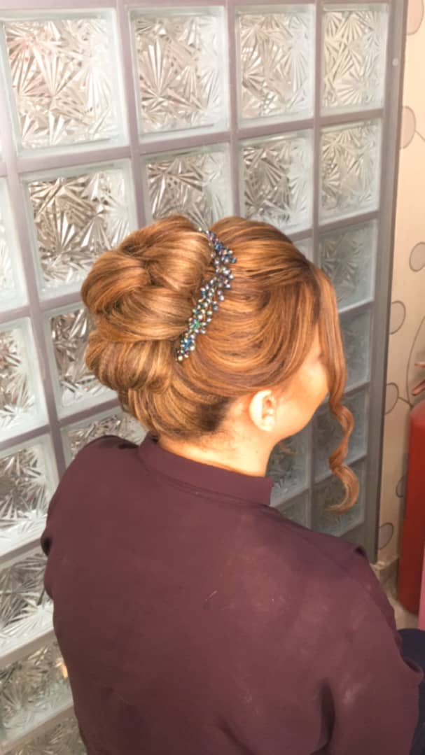 سالن زیبایی انسی در بندرانزلی سالن زیبایی انسی در بندرانزلی