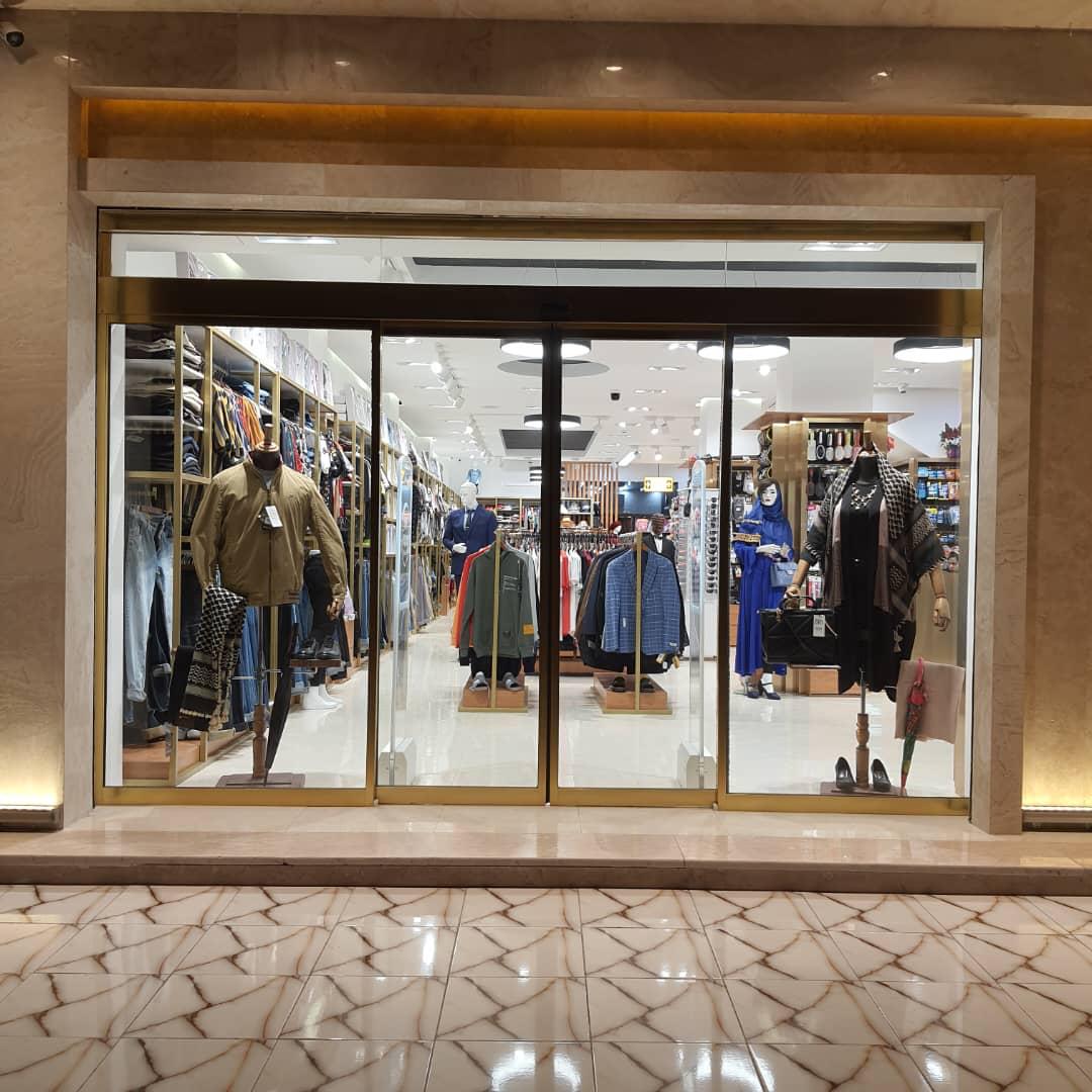 بوتیک مد روز در جناح بوتیک مد روز در جناح