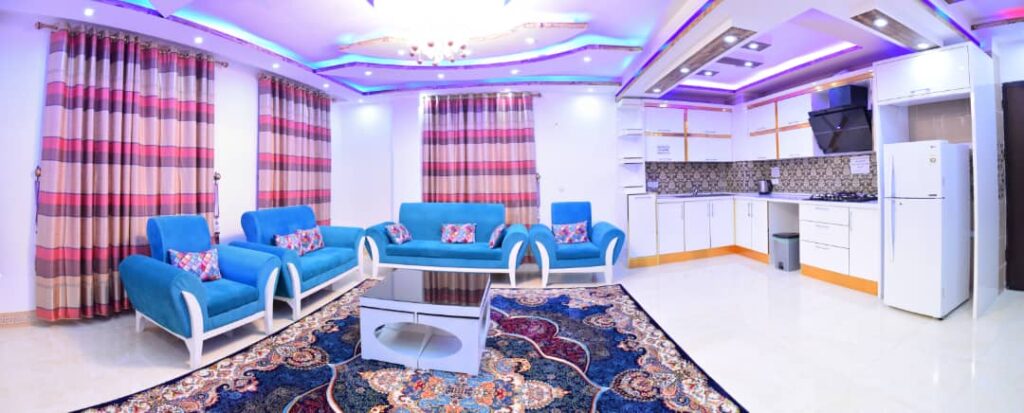 سوئیت و هتل آپارتمان امپراطور در قشم