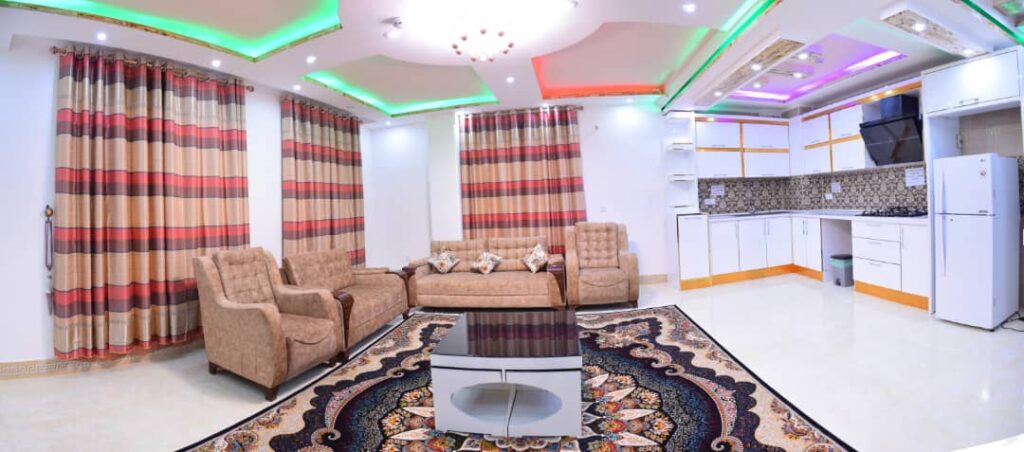 سوئیت و هتل آپارتمان امپراطور در قشم