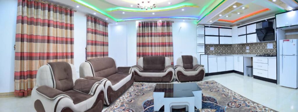 سوئیت و هتل آپارتمان امپراطور در قشم