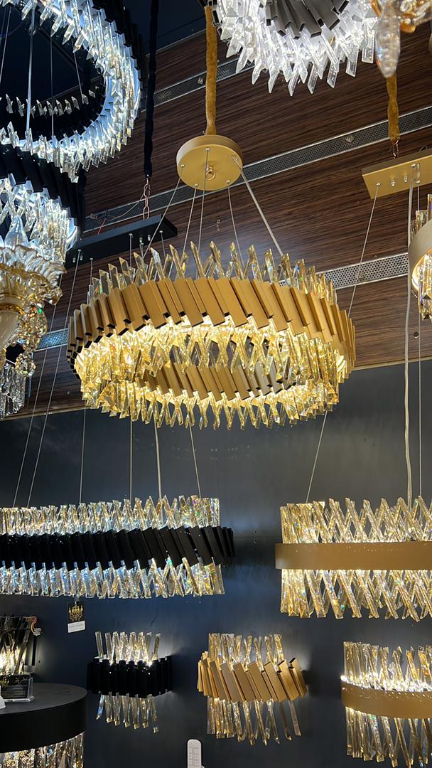 لوستر حامد در لاله زار لوستر حامد در لاله زار