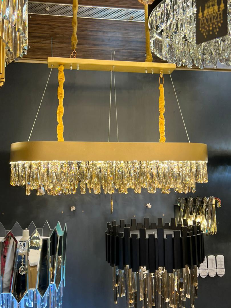 لوستر حامد در لاله زار لوستر حامد در لاله زار