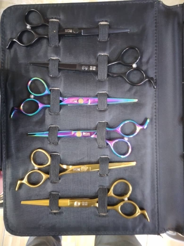 تجهیزات آرایشگاهی سارینا در لاهیجان تجهیزات آرایشگاهی سارینا در لاهیجان