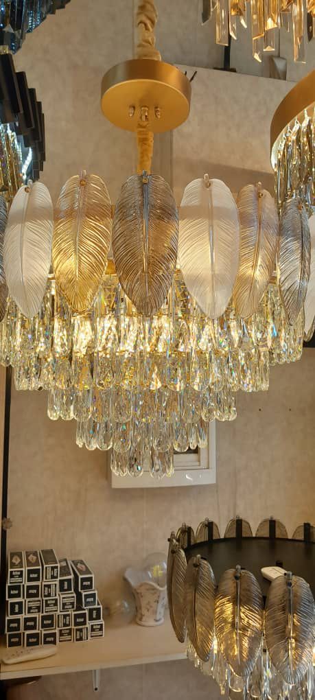 لوستر حامد در لاله زار لوستر حامد در لاله زار