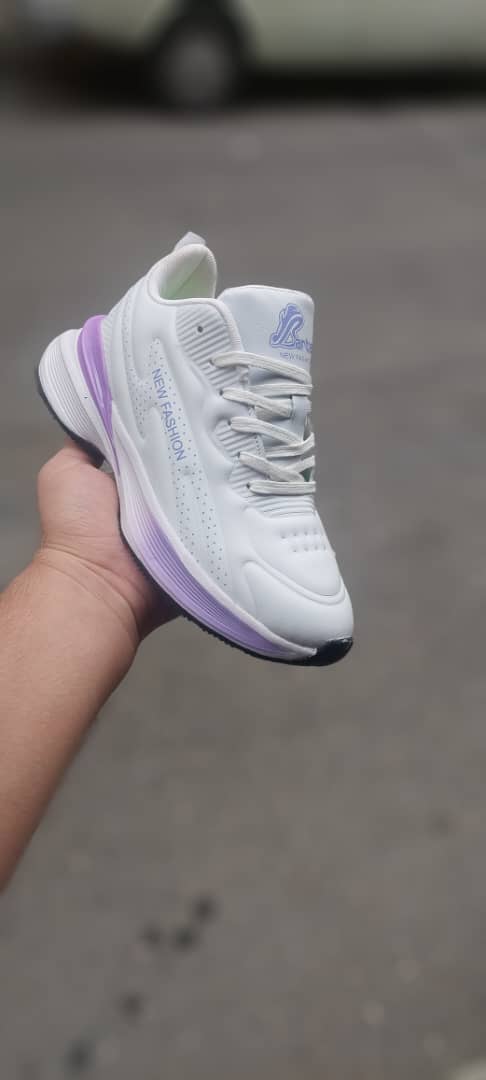 تولیدی کفش برتر در تهران