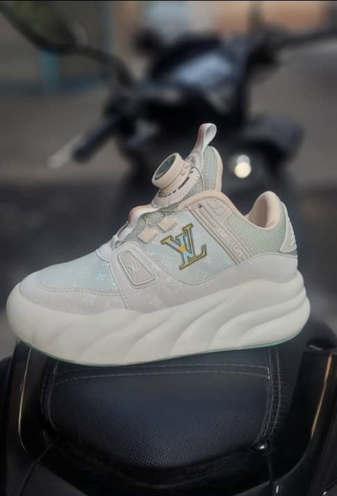 تولیدی کفش برتر در تهران