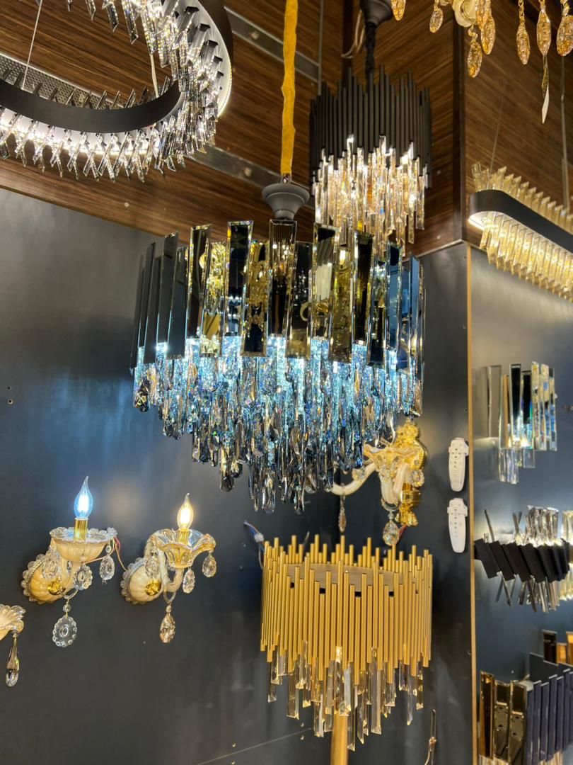 لوستر حامد در لاله زار لوستر حامد در لاله زار