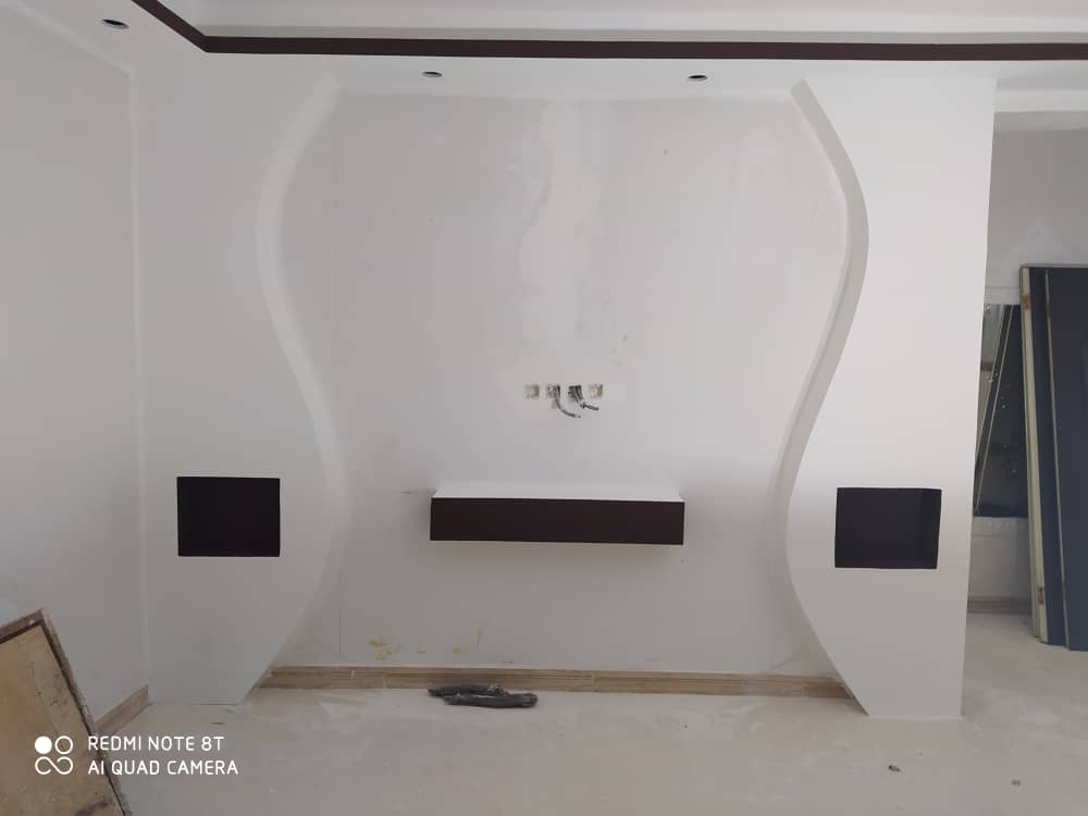 نقاشی ساختمان پارسیان در لنگرود