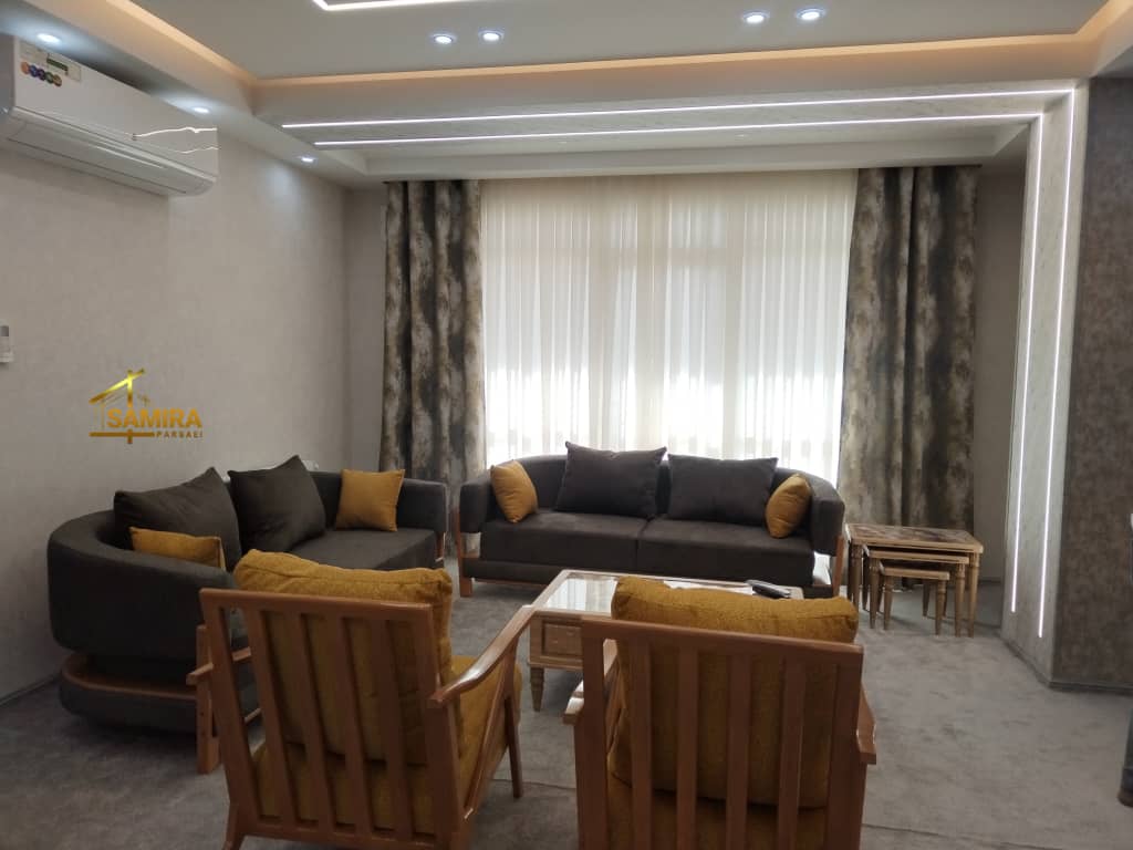 مبلمان برگزیده در شیراز