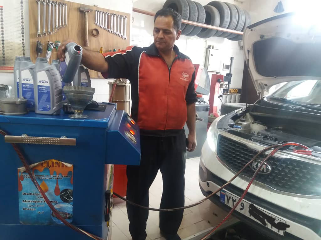 اتوسرویس جوان در کاشان