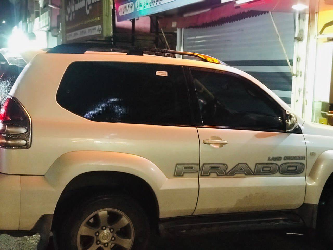 شیشه اتومبیل فرزاد شمس در چالوس