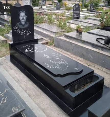 سنگ تراشی مهدی فرامرزی در بندرانزلی سنگ تراشی مهدی فرامرزی در بندرانزلی