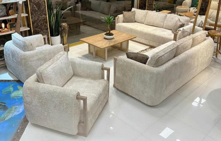 مبلمان برگزیده در شیراز