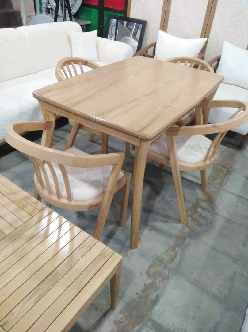 مبلمان برگزیده در شیراز