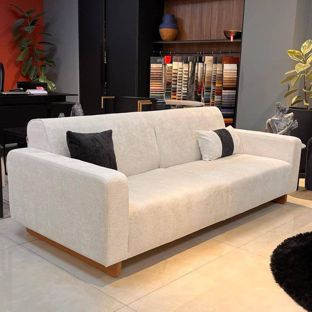 مبلمان برگزیده در شیراز