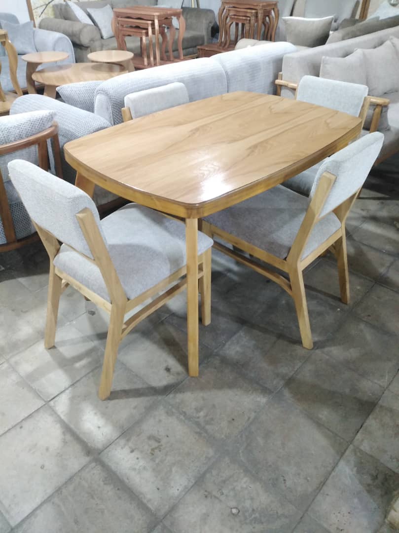 مبلمان برگزیده در شیراز