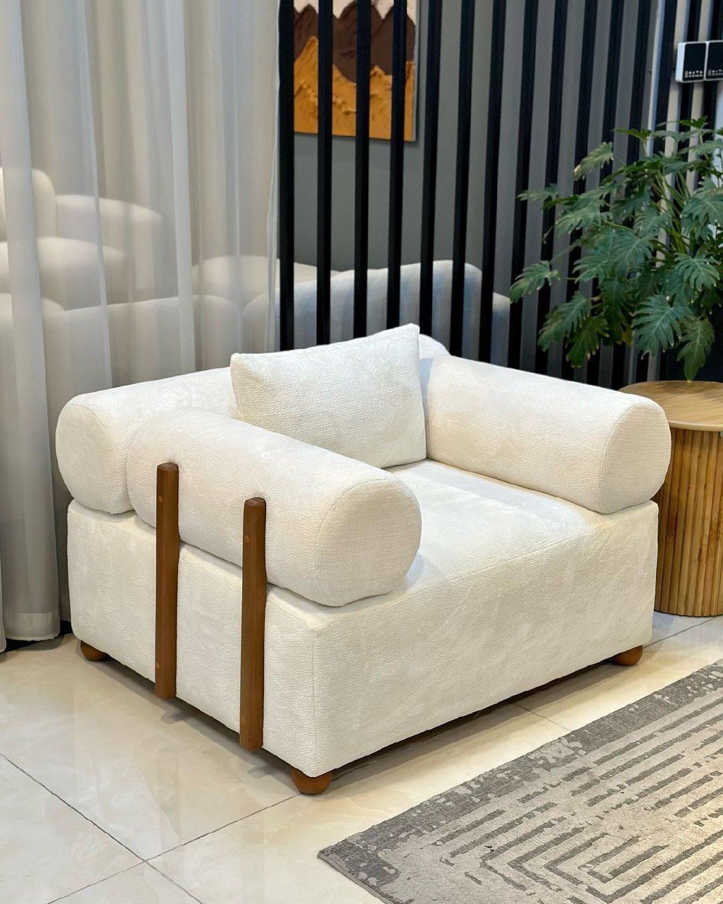 مبلمان برگزیده در شیراز