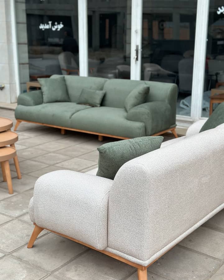 مبلمان برگزیده در شیراز