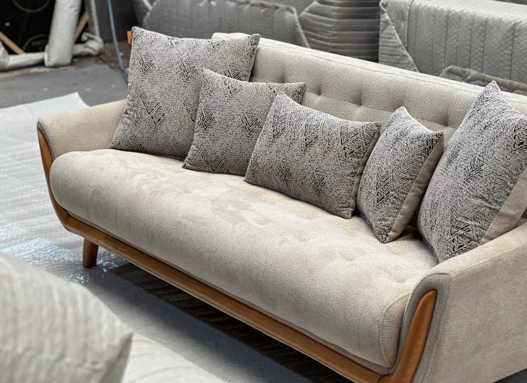 مبلمان برگزیده در شیراز