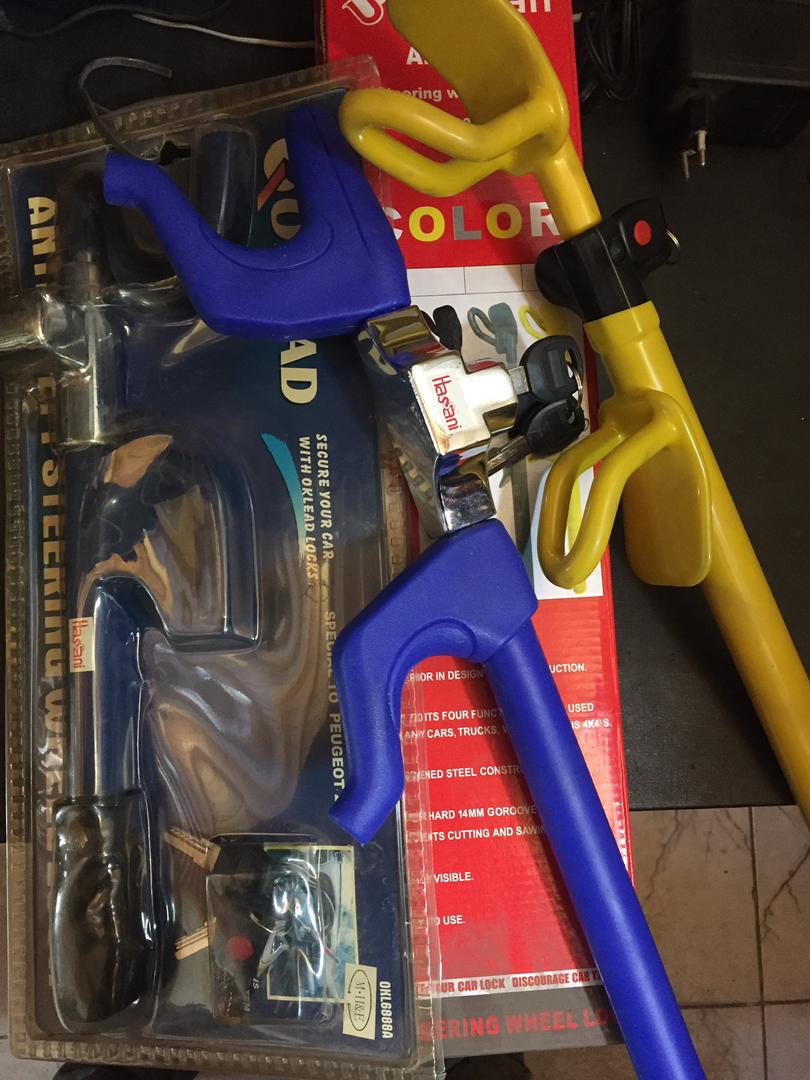 کلید و ریموت مرکزی برزگر در آمل کلید و ریموت مرکزی برزگر در آمل