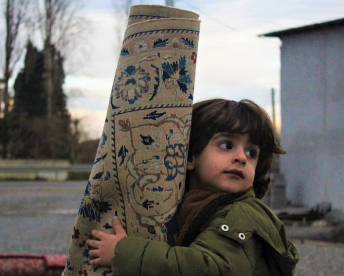 قالیشویی باران در نور گنج یاب قالیشویی باران در نور گنج یاب