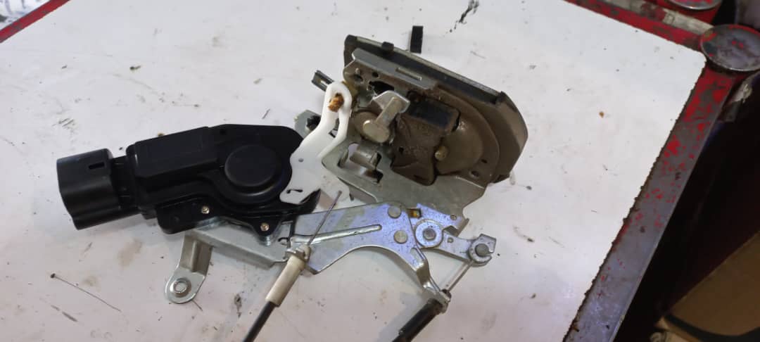 قفل اتومبیل شریفی در کرج قفل اتومبیل شریفی در کرج