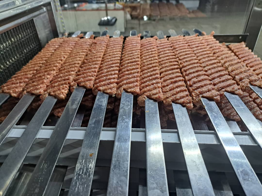 کباب سرای صادق در بندرکیاشهر کباب سرای صادق در بندرکیاشهر