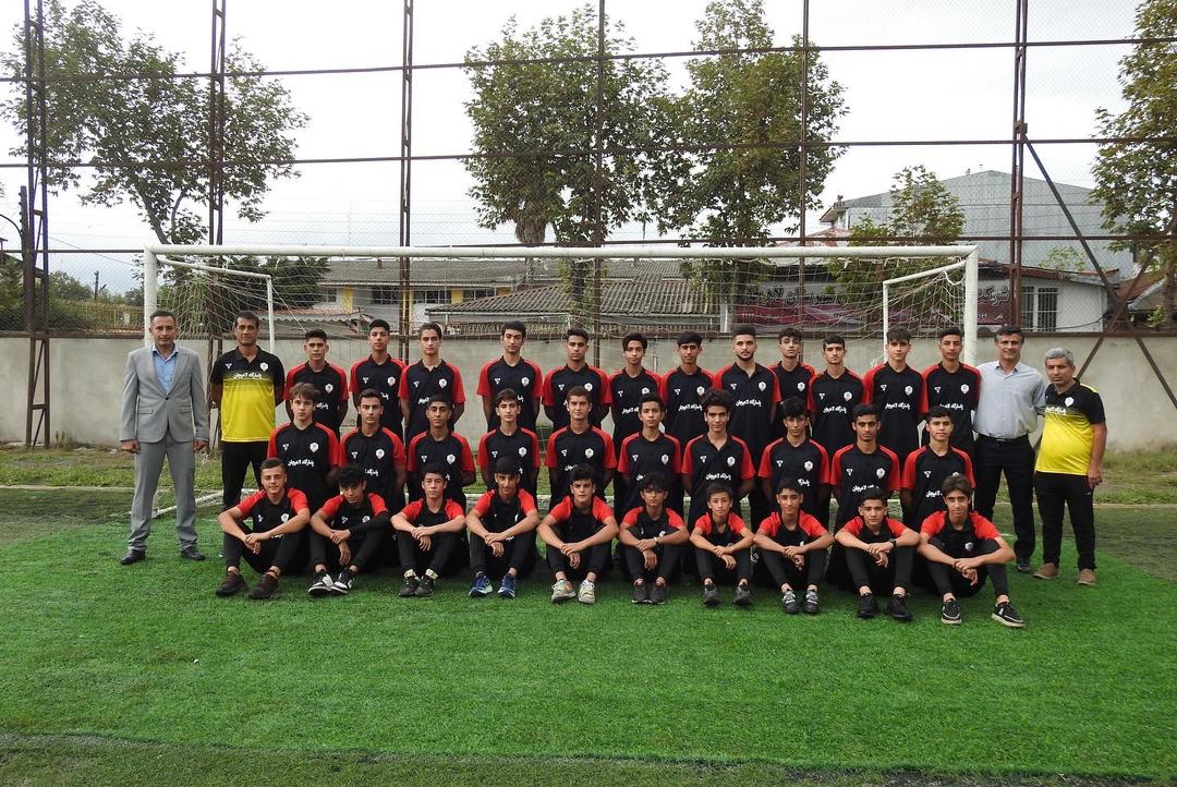 باشگاه فوتبال و فوتسال پاسارگاد در لاهیجان