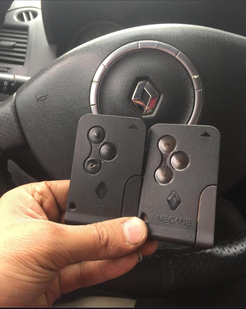 کلید و ریموت مرکزی برزگر در آمل کلید و ریموت مرکزی برزگر در آمل