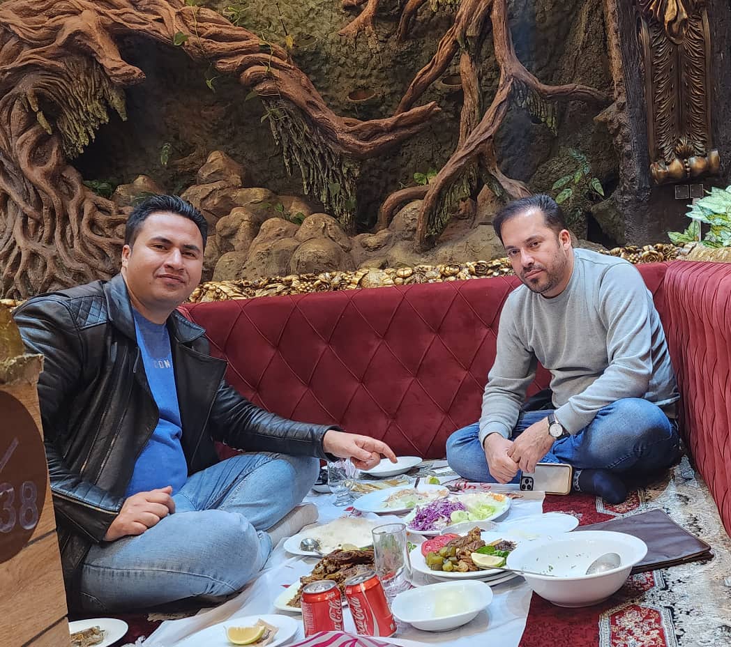 رستوران کباب سنتی بناب صدرا در کرج