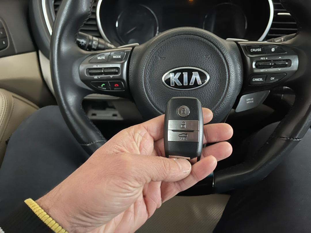 کلید و ریموت مرکزی برزگر در آمل کلید و ریموت مرکزی برزگر در آمل