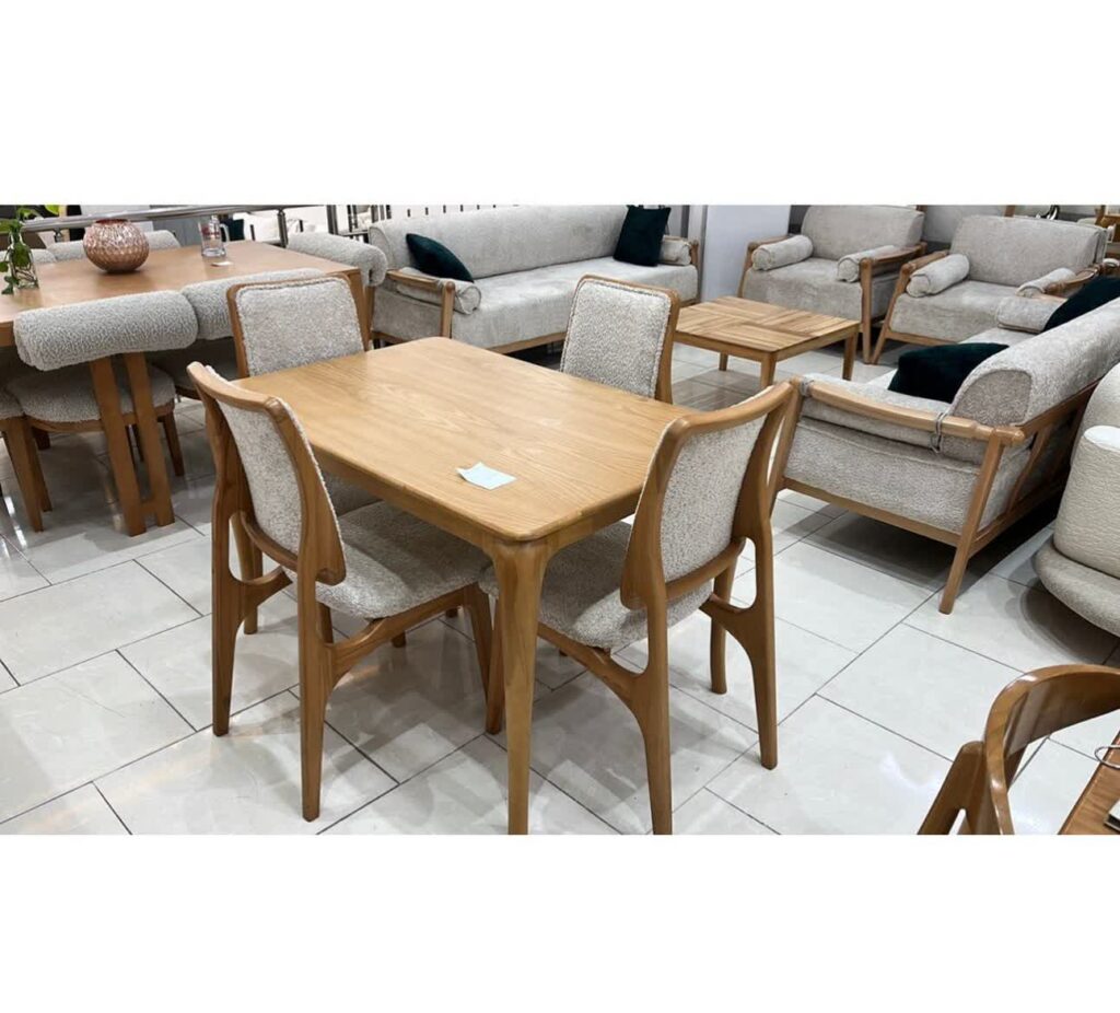 مبلمان برگزیده در شیراز