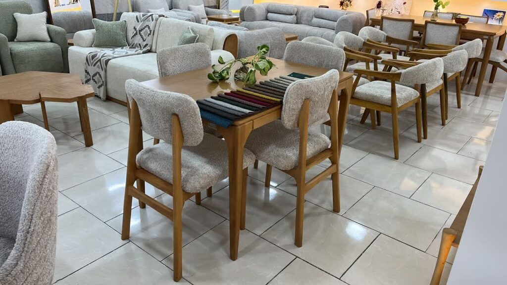 مبلمان برگزیده در شیراز