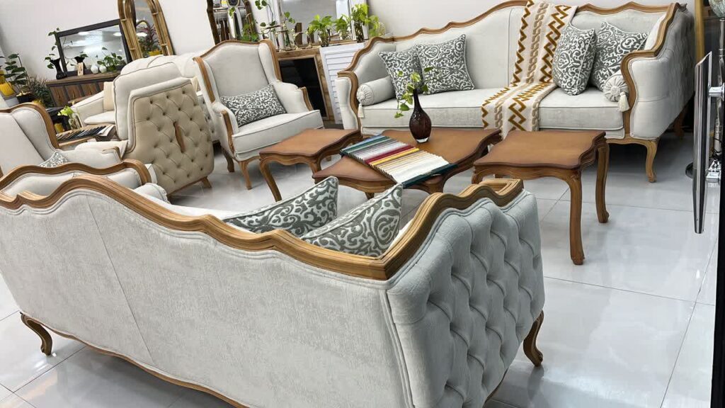 مبلمان برگزیده در شیراز