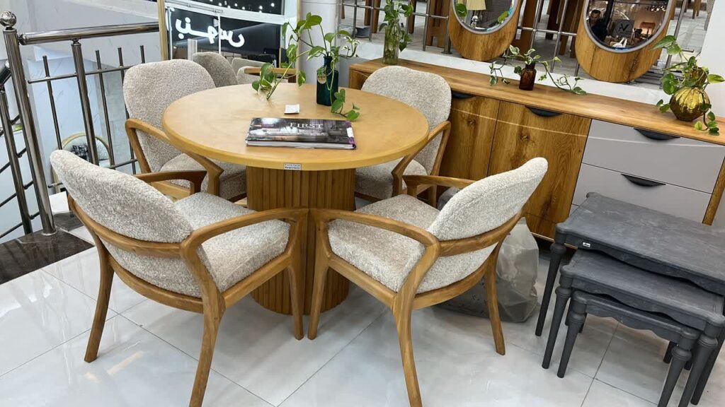 مبلمان برگزیده در شیراز